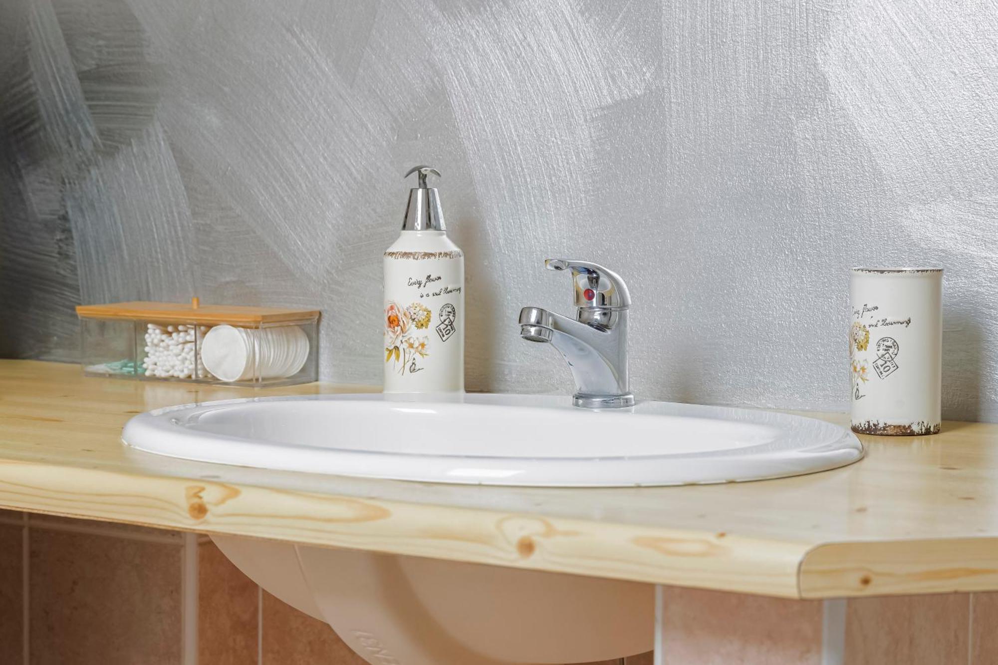 Guest House Kristi Tuchomerice Екстериор снимка