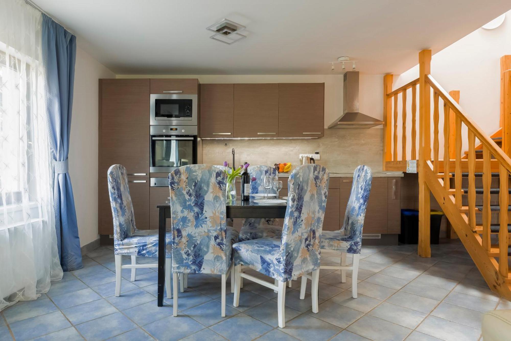 Guest House Kristi Tuchomerice Екстериор снимка